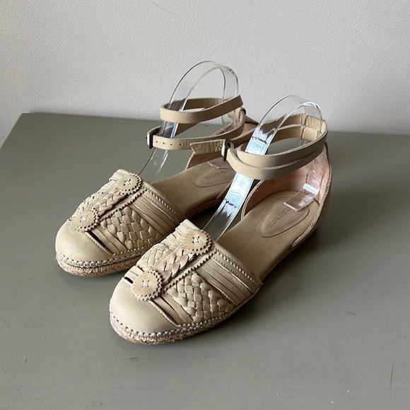 Antic Batik Klara Leather Woven Sandals size 6.5 - Picture 1 of 11